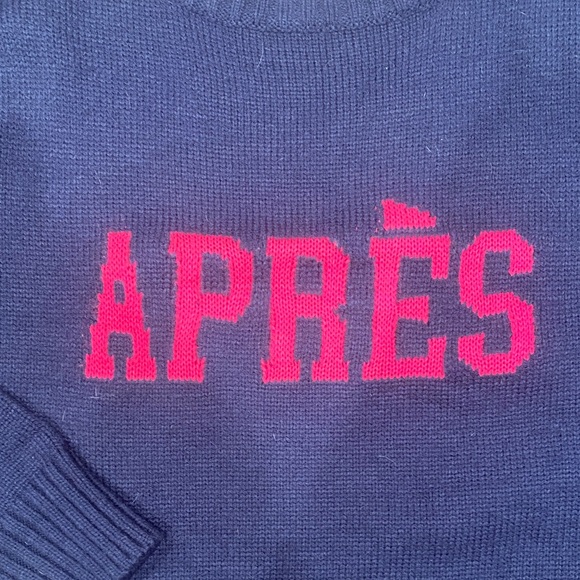 Navy Sweater with Pink Après detail - Picture 3 of 3